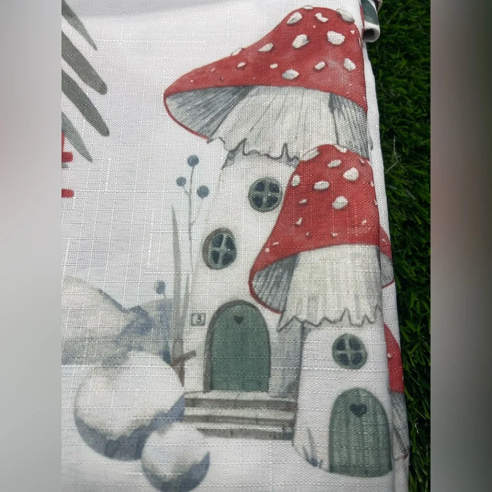 Whimsical Mushroom House Shower Curtain, NWT 🍄 🚿 🛁